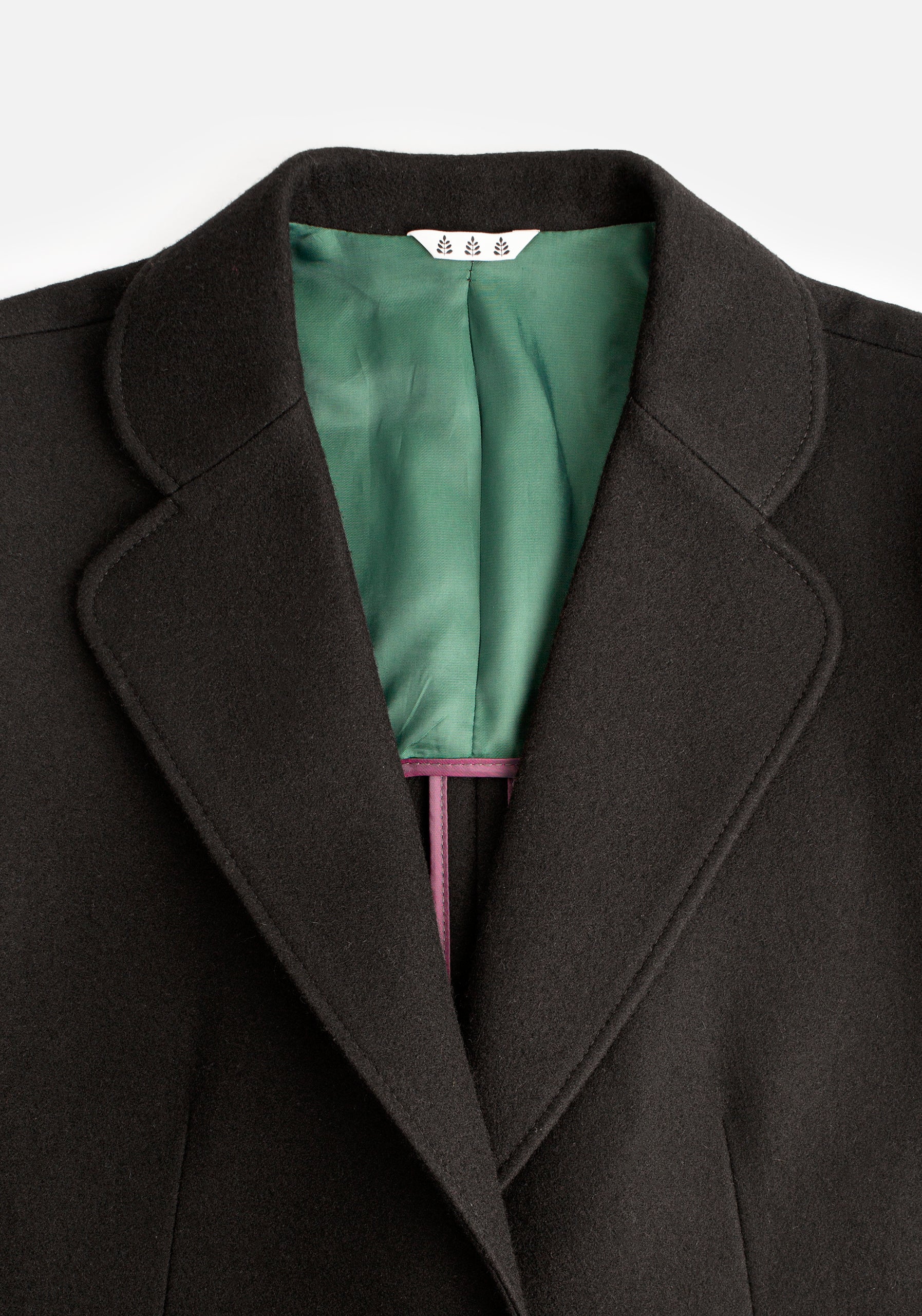 Abrigo San Sebastian Negro