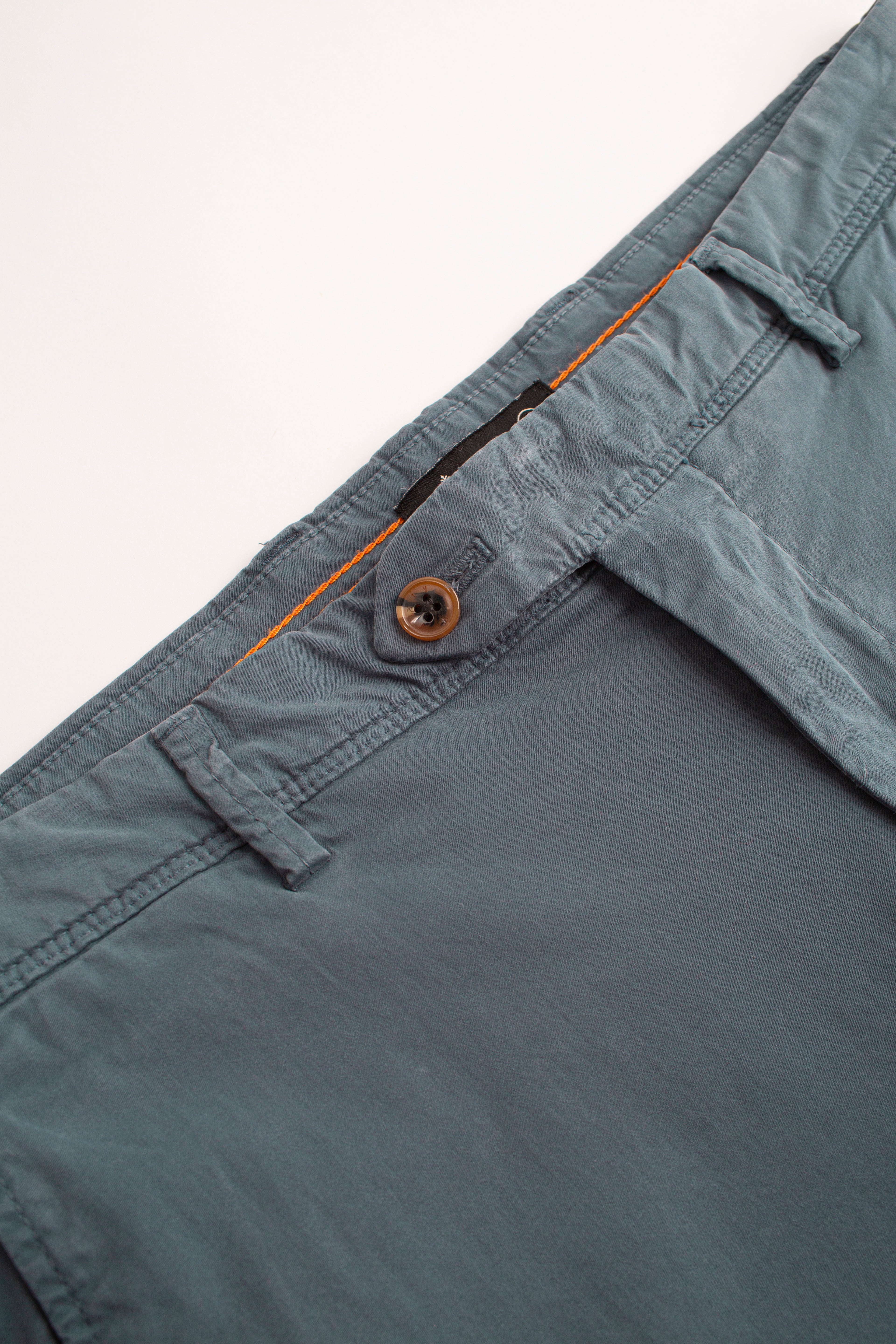 Pantalón H Chino Unicolor Azul Petroleo